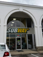 Subway Homewood outside