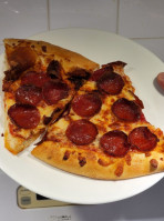 Little Caesars Pizza food