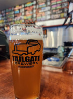 Tailgate Brewery Music Row food