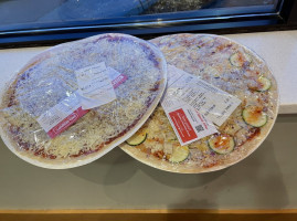 Papa Murphy 's Take 'n ' Bake Pizza food