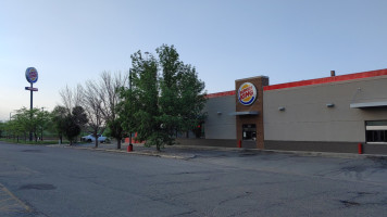 Burger King outside