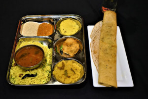 Amaya Indian Cuisine food