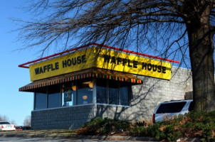 Waffle House outside