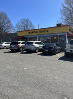 Waffle House outside