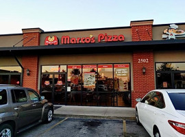 Marco's Pizza outside