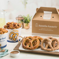 Auntie Anne's food