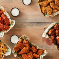 Wingstop inside