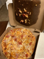 Domino's Pizza food