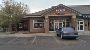 Noodles And Company outside