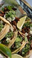 Los Tacos Al Pastor food