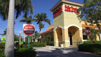 Pollo Tropical outside