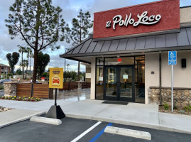 Pollo Loco outside