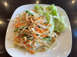 Green Papaya Thai Cuisine food