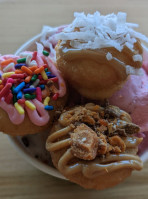 Yummy's Mini Donuts And Ice Cream food