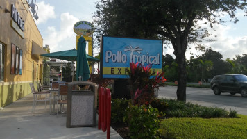 Pollo Tropical Express inside