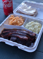 Tommy's Bbq Company food