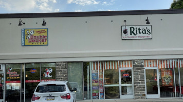 Rita's Italian Ice outside