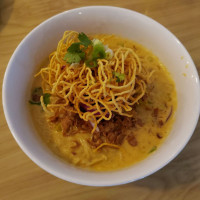 Ploy's Kitchen Thai Cafe food