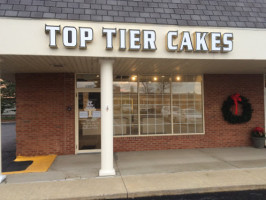 Top Tier Cakes outside