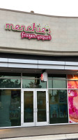 Menchie's Frozen Yogurt food