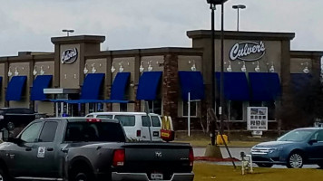 Culver’s inside