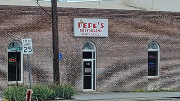 Pepe's And Grill food
