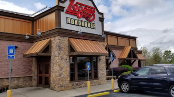 Logan's Roadhouse food