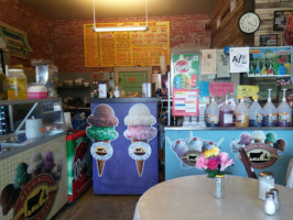 Eagle's Corner Ice Cream Shop food