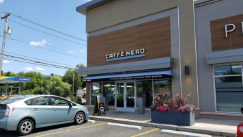 Caffè Nero outside