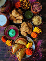 Saheb Indian Bistro food
