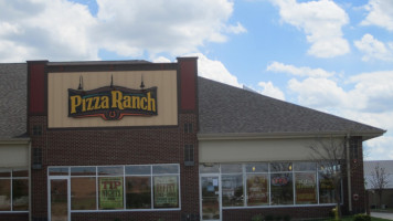 Pizza Ranch food