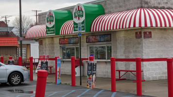 Rita's Italian Ice Frozen Custard outside