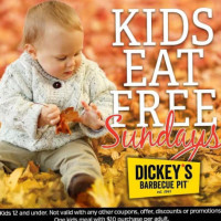 Dickey's Barbecue Pit food