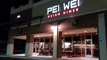 Pei Wei Asian Kitchen outside