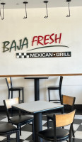 Baja Fresh inside