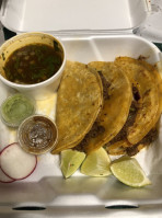 Pablo's Tacos And Burritos food