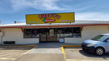 Fuzzy's Taco Shop food