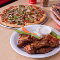 Peter Piper Pizza food