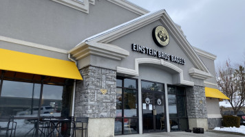 Einstein Bros. Bagels outside