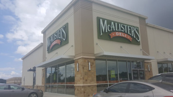 Mcalister's Deli outside