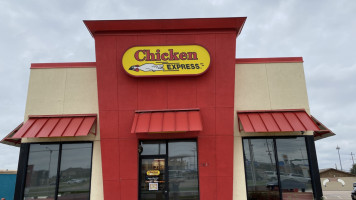 Chicken Express outside