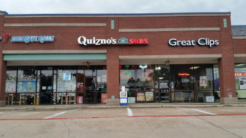 Quiznos food