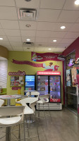 Menchie's food