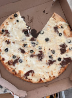 Domino's Pizza food