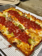 Charles Reid Detroit Pizza food