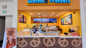 Wetzel's Pretzels inside