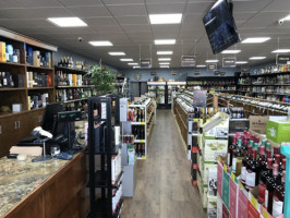 Samsondale Wine Liquors inside