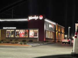 Wendy's outside