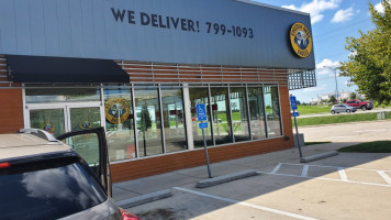 Einstein Bros. Bagels outside