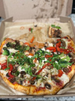 Blaze Pizza food